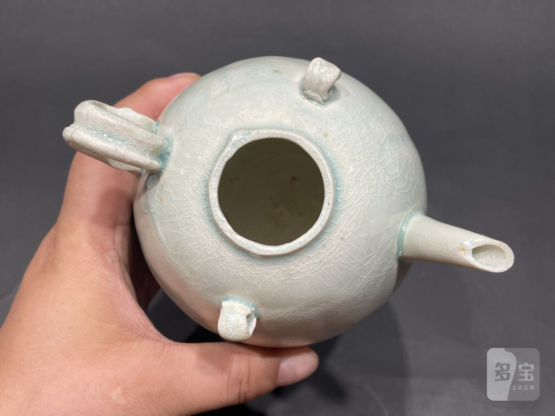 明 湖田窑瓜棱水注 - 图8